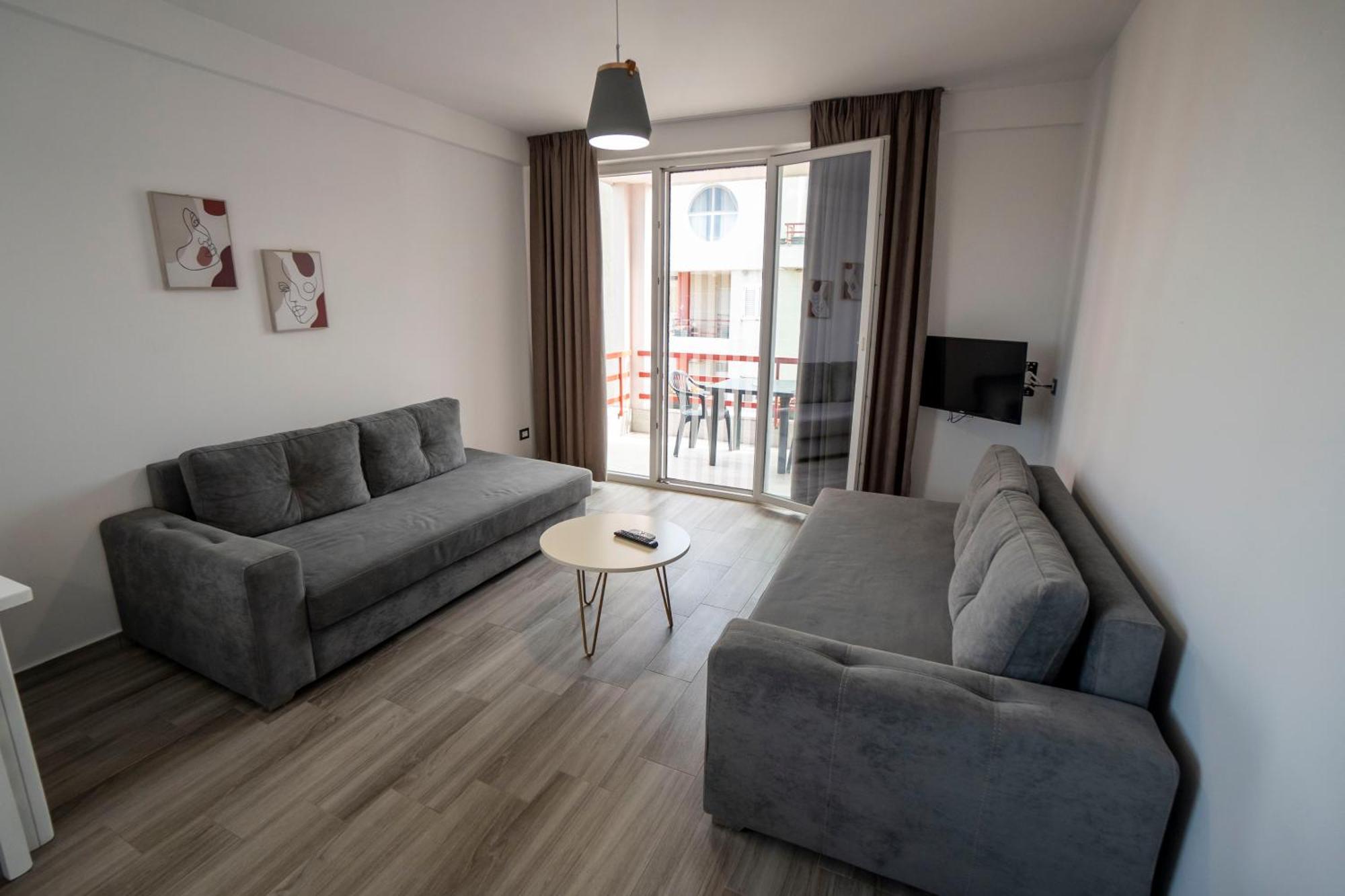 גולם Tuttomondo Apartments מראה חיצוני תמונה